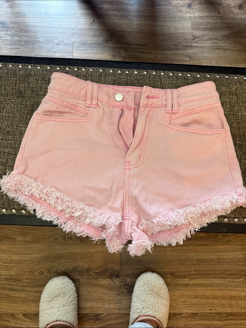 SHEIN Pink Frayed Hem Denim Shorts